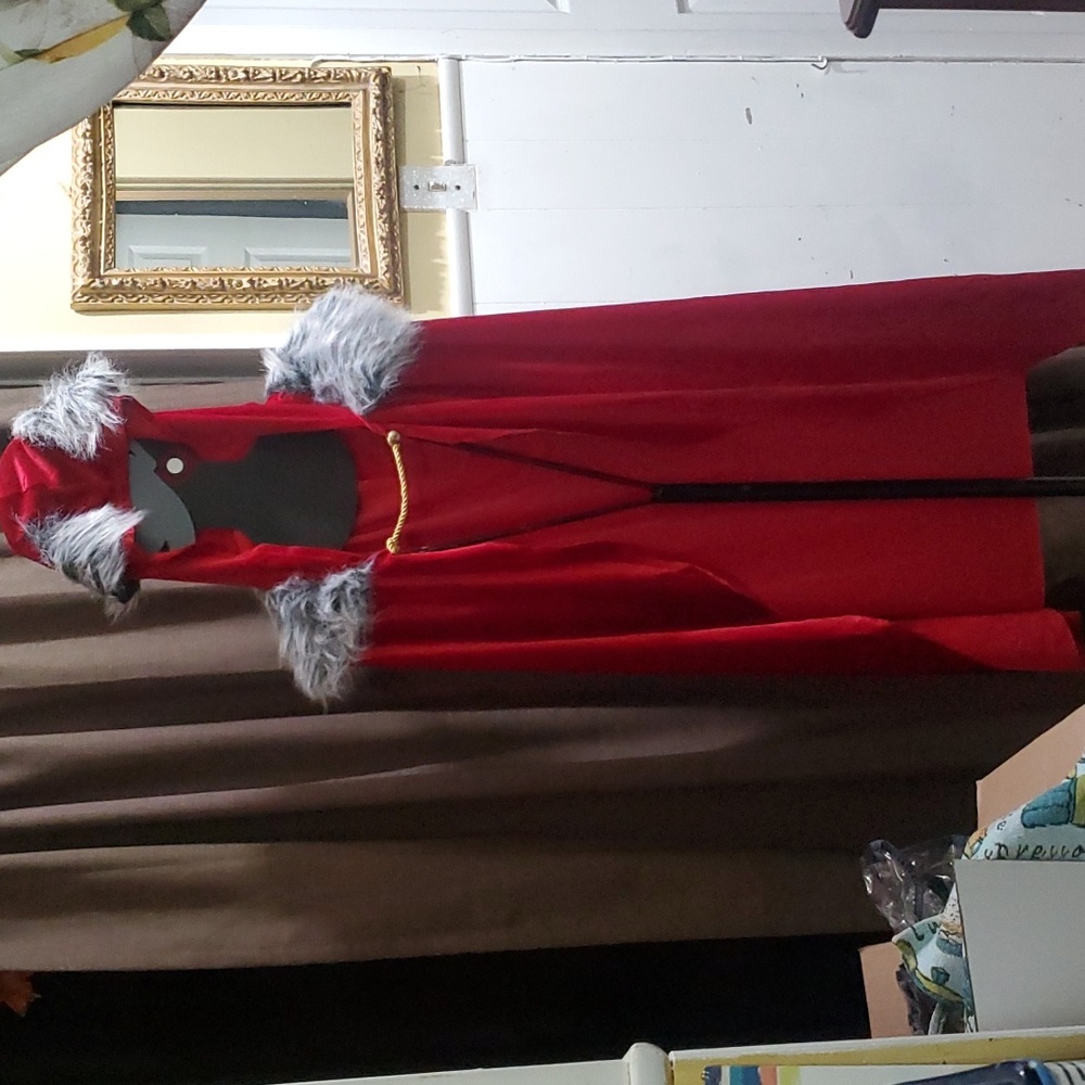 Red riding Cape Costume. Adult